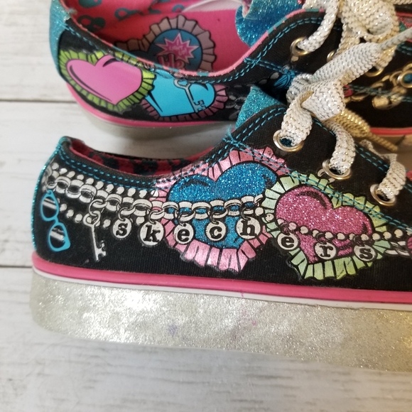 Skechers Twinkle Toes Light Up Heart Jeweled Canvas Sneakers - Picture 7 of 13